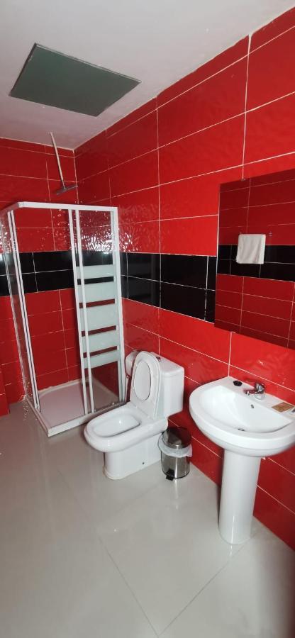 Hostal Gracia Torrejón de Ardoz Eksteriør billede
